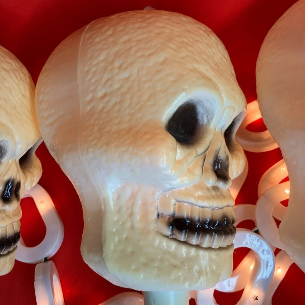 GBE Inc Skull Chain Link String Lights Hanging Halloween Skeleton